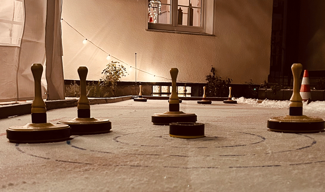 NEU: Eisstockschießen in unserem Biergarten